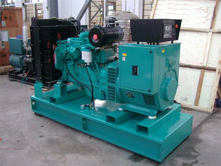 贡觉200kw康明斯柴油发电机组图片 贡觉200kw康明斯柴油发电机组图片